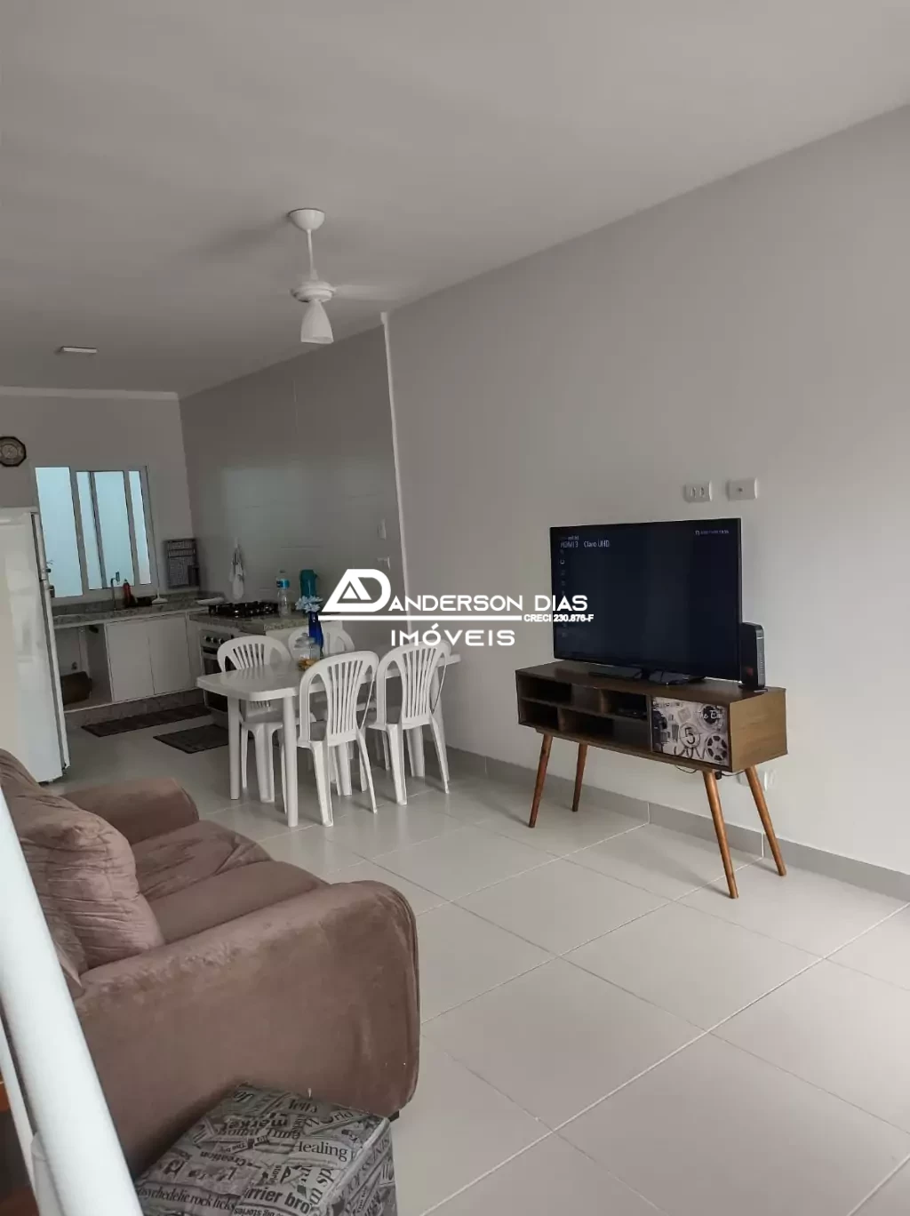 Casa com 2 dormitórios, próximo a praia, com 103m² á venda  por R$ 455 mil - Massaguaçu - Caraguatatuba-SP