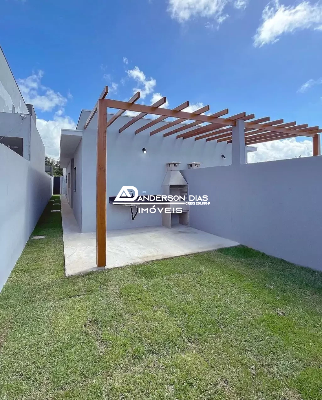 Casa nova com 2 dormitórios, 1 Suite com 73m² à venda por R$370.000,00 - Balneário dos Golfinhos - Caraguatatuba/SP