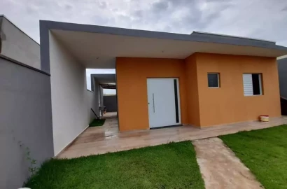 Casa com 2 dormitórios à venda, 70 m² por R$ 320.000 - Golfinho - Caraguatatuba/SP
