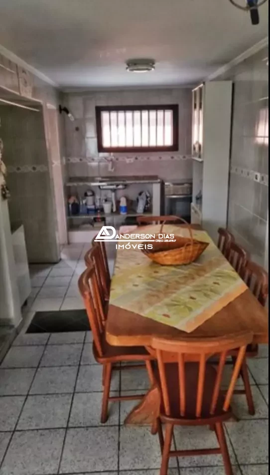 Sobrado a venda no Bairro Martim de Sá com 92m²- 2 Dormitórios por R$ 320 mil- Caraguatatuba- SP