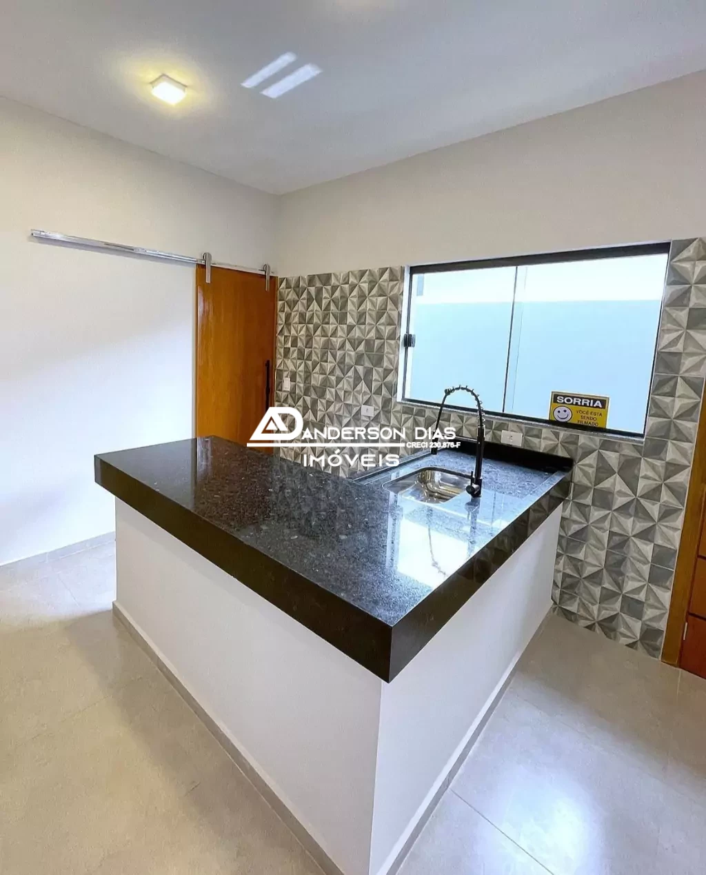 Casa nova com 2 dormitórios, 1 Suite com 73m² à venda por R$370.000,00 - Balneário dos Golfinhos - Caraguatatuba/SP