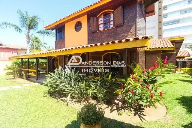 Casa de alto padrão com 3 dormitórios à venda, 300 m² por R$ 1.800,00 - Indaiá - Caraguatatuba/SP