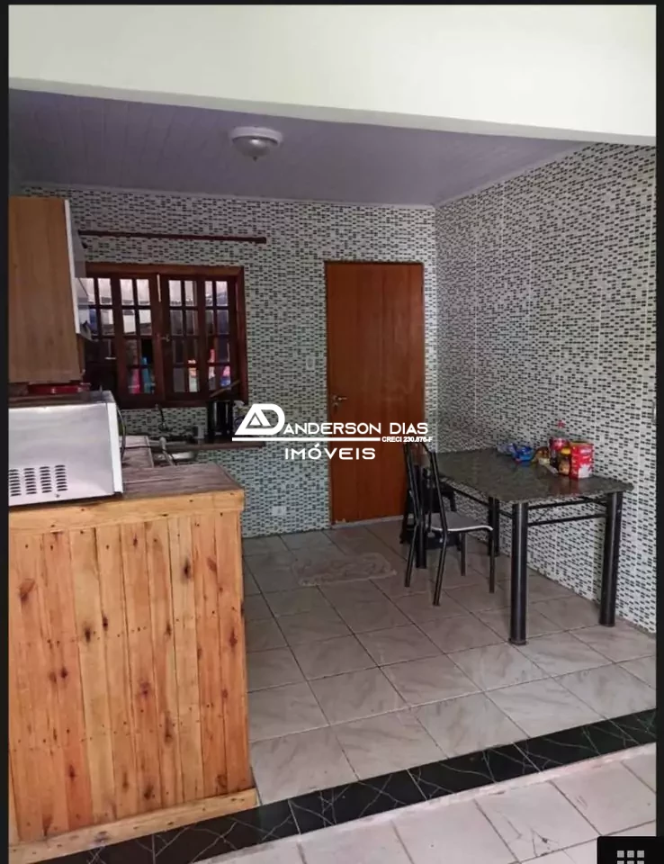Sobrado com 3 dormitórios para aluguel definitivo, por R$ 1.890/Mês - Jardim das Gaivotas - Caraguatatuba/SP