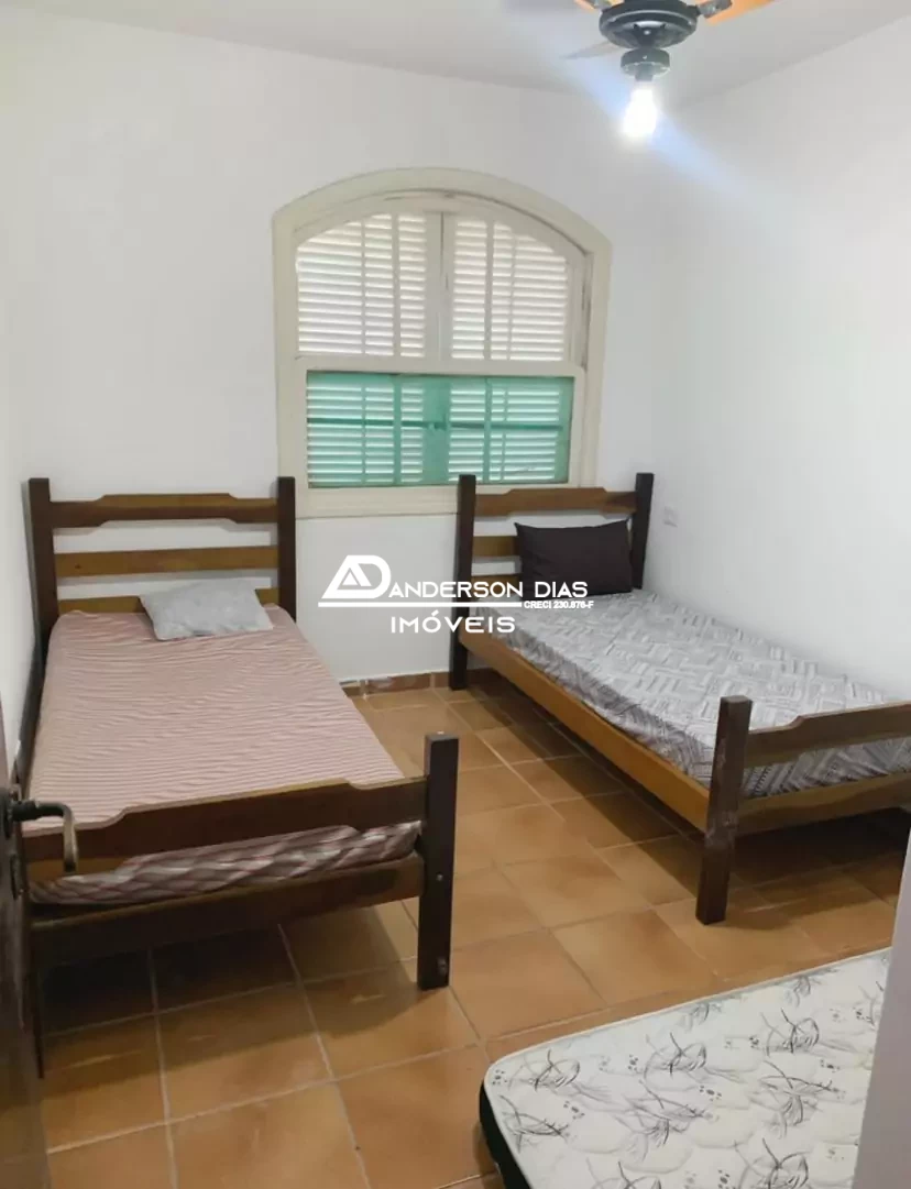 Casa com 3 Dormitórios com 100,00m² para Locação Definitiva por R$ 3.150,00 - Sumaré - Caraguatatuba/SP