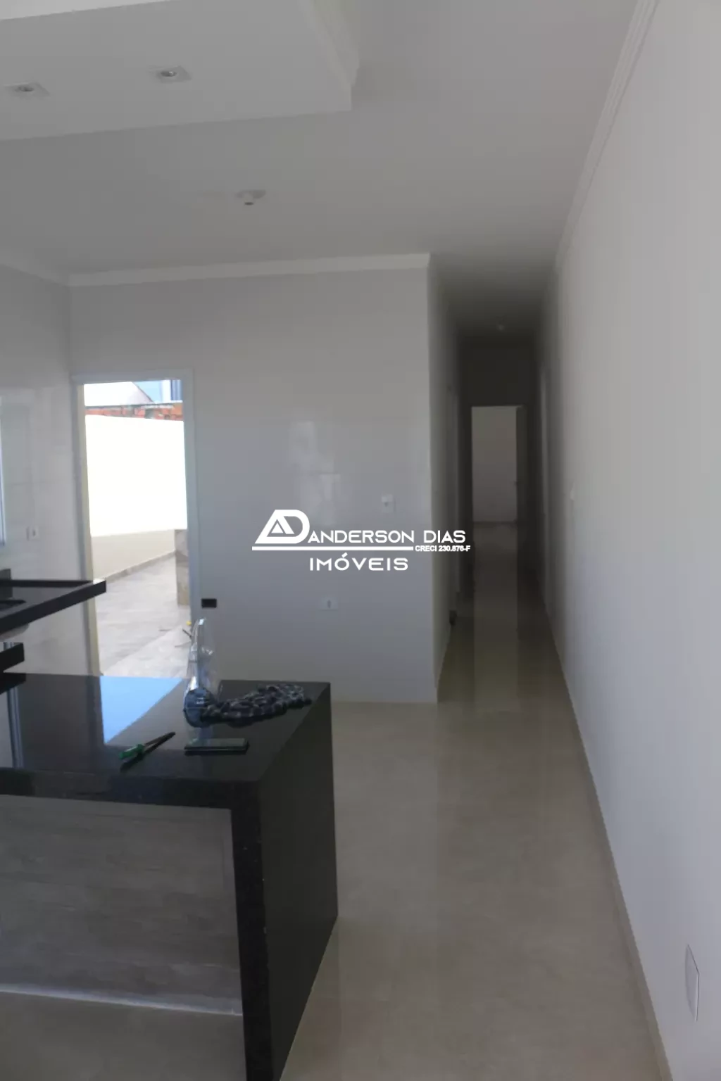 Casa com 2 dormitórios, 68 m² por R$ 320.000 - Praia das Palmeiras - Caraguatatuba/SP