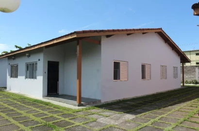 Casa com 2 dormitórios à venda, 60 m² por R$ 310.000 - Martim de Sá - Caraguatatuba/SP