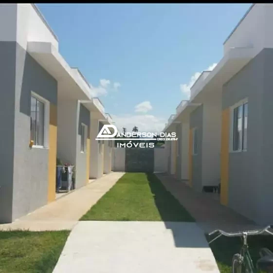 Casa com 2 dormitórios à venda, 56 m² por R$ 235.000 - Balneário dos Golfinhos - Caraguatatuba/SP