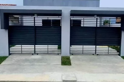 Casa com 3 dormitórios sendo 1 suíte à venda, 75 m² por R$ 310.000 - Jardim das Palmeiras - Caraguatatuba/SP