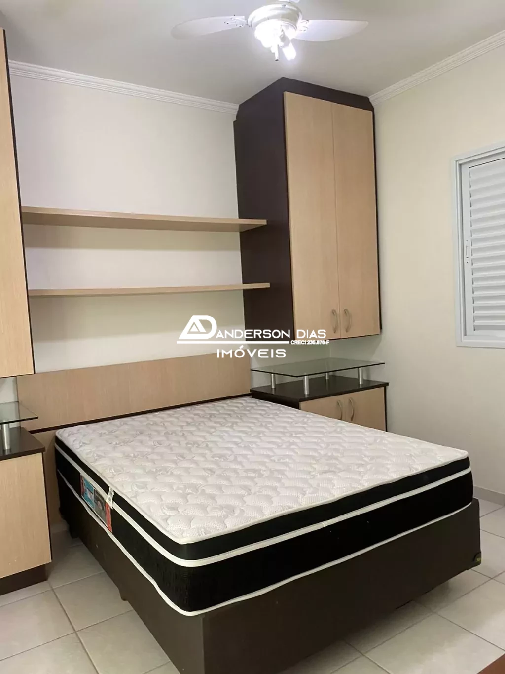 Apartamento em Condomínio com 2 Dormitórios com 72,00m² à venda por R$ 550.000,00 - Aruan - Caraguatatuba/SP